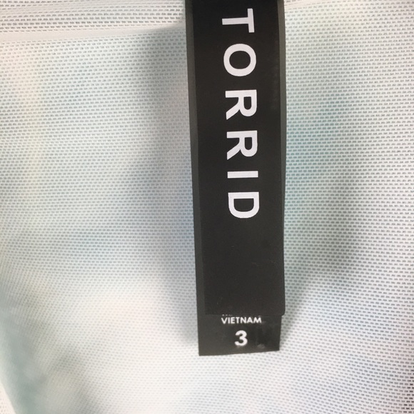 Torrid Light Blue Twist Front Ocean 2 Piece Swim - Picture 11 of 12